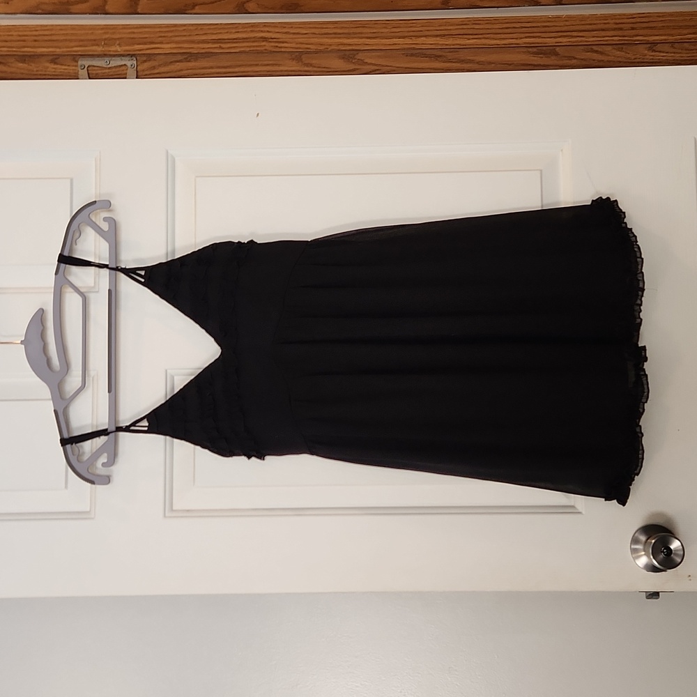 TRIXXI medium black sleeveless short dress